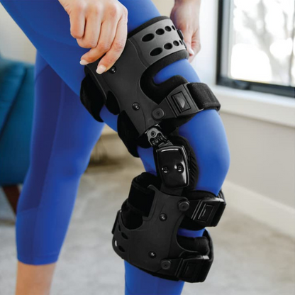 (Pair) SoloSoothe TrueAlign Knee Brace